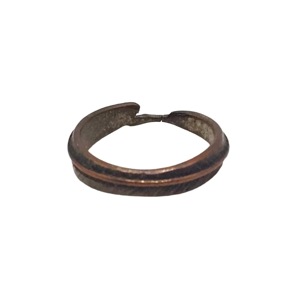 Feather-Shaped Band Ring (Size 6.5)